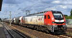 Mitteldeutsche Eisenbahn GmbH, Schkopau [D] mit der geleasten ELP Eurodual Lok  159 226-0  [NVR-Nummer: 90 80 2159 226-0 D-ELP] und einem Zementstaubzug am 16.07.25 Höhe Bahnhof Luckenwalde.