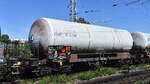 Kesselwagen vom Einsteller VTG mit der Nr. 37 RIV 80 D-VTG 7809 918-1 Zagns, lt. UN-Nr.: 33/1280 f�r die Bef�llung mit Propylenoxid in einem gemischten G�terzug am 12.08.26 H�he Bahnhof Magdeburg-Neustadt.