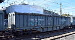 Drehgestell- Flachwagen zum Transport von Containern u. Wechselbeh�ltern vom Einsteller ERMEWA SA mit der Nr. 33 TEN GE 87 F-ERSA 4552 198-3 Sgnss beladen mit Abfallcontainern des italienischen Transportunternehmen Vecchi Zironi Transport in einem Ganzzug am 27.08.26 H�he Bahnhof Hamburg-Harburg.