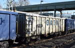 5-gattung-e-offener-gueterwagen-der-regelbauart-fotos/876002/drehgestell-hochbordwagen-vom-einsteller-gatx-rail-germany Drehgestell-Hochbordwagen vom Einsteller GATX Rail Germany GmbH mit niederländischer Registrierung mit der Nr. 37 TEN 84 NL-GATXD 5840 933-1 Eamnos (GE) in einem Ganzzug am 07.03.25 Durchfahrt Bahnhof Berlin Hohenschönhausen.