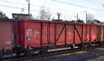 Drehgestell-Hochbordwagen von DB Cargo Polska S.A., Zabrze mit der Nr. 33 RIV 51 PL-DBSRP 5338 913-5 Eaos in einem Ganzzug am 04.03.25 Höhe Bahnhof Frankfurt (Oder).