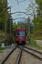 Triebzug 21 der Rittnerbahn, (ex Trognerbahn), n�hert sich der Kreuzungsstelle Lichtenstern (Stella).