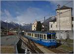 Der SSIF ABe 8/8 23 Ossola verlässt als Schnellzug D 32 Trontano Richtung Domodossola.