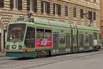 Die Tram 9028 an der Haltestelle in der Avenue Napoleon III, zudem ist sie als Fahrschule unterwegs. 05.2025