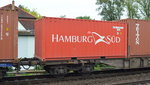 Hier ein 20’ Standard Container der Hamburg Südamerikanische Dampfschifffahrts-Gesellschaft (HSDG), kurz: Hamburg Süd, ist eine Reederei mit Sitz in Hamburg, 06.10.16 Berlin Karow.