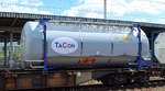 Die Fa. TaCon GmbH mit einem ihrer Miet-Tankcontainer (UN-Nr.39/2055 = Styrol) am 06.07.16 Bf. Flughafen Berlin-Schönefeld.