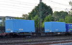 Zwei hellblaue recht hochwandige Wechselbrücken für LKW unbekannte Fa./Sped.? am 20.06.17 Hamburg-Harburg. 