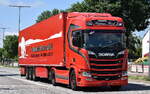 Fuhrbetrieb Rainer Keil mit einem Sattelzug mit SCANIA R 450 Zugmaschine am 10.07.26 Brandenburg (Stadt).