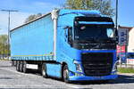 Polnischer Sattelzug mit VOLVO FH 500 EURO6 Zugmaschine am 28.04.26 Höhe Brandenburg Hbf.