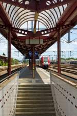 Mir gefallen auch die neuen Bahnsteig�berdachungen der Luxemburgischen Bahnh�fe sehr, zudem sind hier die Bahnsteige und auch die Treppenabg�nge sehr sauber und gepflegt.