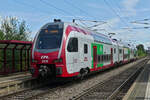 CFL 2310, als Shuttle zwischen Eschalzette und Rodange, f�hrt in die Haltestelle Lamadelaine ein.