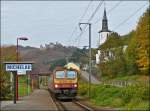 Der Triebzug Z 2003 f�hrt am 22.10.2012 als RB 3237 Wiltz - Luxembourg in den Bahnhof von Michelau ein.