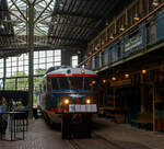 Der Dieseltriebwagen NS 20 „de Kameel“ / das Kamel bzw.