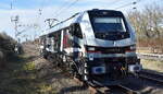 RFO - Rail Force One B.V., Rotterdam [NL] mit der geleasten Eurodual Lok  2159 258-3  [NVR-Nummer: 90 80 2159 258-3 D-ELP] am 07.03.25 Höhe Bahnhof Berlin Hohenschönhausen.