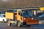 multicar FUMO mit Front-Räumschild aus Berlin im Winterdienst am 27.01.17 Berlin-Marzahn.