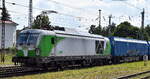 SETG - Salzburger Eisenbahn TransportLogistik GmbH, Salzburg [A] mit der geleasten ELL Vectron Dual Lok  248 065  [NVR-Nummer: 90 80 2248 065-5 D-ELOC] und einem Schüttgut-Containerzug für