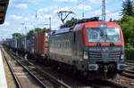 PKP Cargo MIT EU46-501/193-501 und Containerzug am 07.08.17 Berlin-Hirschgarten 