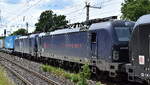 Bahnoperator Polska Sp. z o.o., Małaszewicze Małe [PL] mit den geleasten Cargounit Vectrons   5370 166-8 , Name:  JERZY  [NVR-Nummer: 91 51 5370 166-8 PL-ID] und 5370 035-5  [NVR-Nummer: 91 51 5370 035-5 PL-ID] +   5370 036-3  [NVR-Nummer: 91 51 5370 036-3 PL-ID] und KLV-Zug am Haken Richtung Frankfurt/Oder weiter nach Polen am 02.06.26 H�he Bahnhof Saarmund