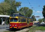 STRASSENBAHNBETRIEBE IN POLEN
Strassenbahn LODZ
Auf dem Strassenbahnnetz sind auch Gebrauchtwagen aus Bielefeld, Ludwigshafen und Mannheim im Einsatz. Am 20. August 2014 konnte der D�wag GT8 506 ex Mannheim im aktuellen Farbkleid fotografiert werden.  
Foto: Walter Ruetsch