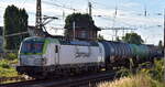ITL - Eisenbahngesellschaft mbH, Dresden [D] mit ihrer '193 583', Name: 'Mysterious' [NVR-Nummer: 91 80 6193 583-2 D-ITL] und einem Kesselwagenzug am 26.08.25 Höhe Bahnhof Frankfurt/Oder.