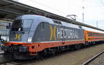 Hier noch mal die von Locomore angemietete HECTORRAIL Lok 242.517 (91 80 6 182 517-3 S-HCTOR) mit dem neuen D-ZUG nach Stuttgart im Bf.