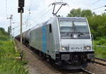br-1856-traxx-f140-ac2/585700/legdb-cargo-mit-der-railpool-lok-185 LEG/DB Cargo? mit der Railpool-Lok 185 674-9 und Kesselwagenzug am 27.07.17 Berlin-Hohenschönhausen.