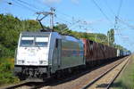 br-186-traxx-f140-ms/579502/rtbc-mit-der-railpool-lok-186-423-0 RTBC mit der Railpool-Lok 186 423-0 und Containerzug am 04.09.17 Bf.Berlin-Hohenschönhausen.