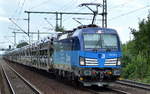 CD Cargo mit der Vectron 383 005-6 und PKW-Transportzug aus Tschechien am 31.07.17 Dresden-Strehlen.