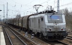 Captrain/akiem 37006 mit einem Güterzug für Stahlcoil-Transporte am 04.04.16 Berlin-Köpenick.