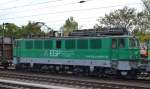 EGP 142 150-2 stand in Doppeltraktion EGP 142 128-8 mit Güterzug am 10.10.14 Berlin Greifswalder Str.