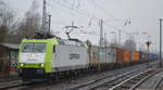 Captrain/OTL 185 517-0 mit Containerzug Richtung Frankfurt/Oder am 31.01.18 Berlin-Hirschgarten.