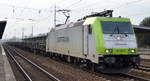 Captrain/ITL 185 581-6 [NVR-Number: 91 80 6185 581-6 D-ITL] mit einem leeren Güterzug für Langschienen-Transporte am 15.02.18 Bf.