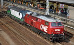 Interessanter Lokzug die ELL Vectron 193 248-2 (letzter Mieter SETG) hat die OHE-Cargo Lok 200085 (92 80 1216 121-4 D-OHEGO) am Haken am 30.09.16 Berlin-Springpfuhl.