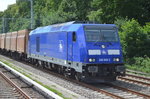 diverse-loks-und-personen-ugueterwagen/525253/press-246-049-2-246-011-1-mit PRESS 246 049-2 (246 011-1) mit einem Güterzug Holz-Hackschnitzel am 22.06.16 Eichwalde bei Berlin. 