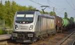 RHC 187 073-2 mit Kesselwagenzug (leer) Richtung Stendell am 15.06.17 Berlin-Hohenschönhausen.