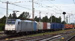 Railpool GmbH mit ihrer  186 538-5  [NVR-Nummer: 91 80 6186 538-5 D-Rpool], aktueller Laesingnehmer? und einem Containerzug am 08.09.26 H�he Bahnhof Stendal Hbf.