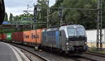 boxXpress.de GmbH, Hamburg [D] mit der geleasten Railpool Vectron  6193 136  [NVR-Nummer: 91 80 6193 136-9 D-Rpool] und einem Containerzug Richtung Hamburger Hafen am 07.08.26 H�he Bahnhof Hamburg-Harburg.