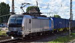 LOCON LOGISTIK & CONSULTING AG, Berlin [D]  mit der geleasten Railpool Vectron  6193 091  [NVR-Nummer: 91 80 6193 091-6 D-Rpool] und einem Containerzug am 29.08.26 H�he Bahnhof Frankfurt (Oder).