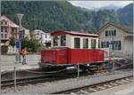 Wie versprochen, nach dem MUNI nun die TRUDI: in Meiringen ist der Ta 2/2 N° 3 zu bestaunen;   der Akku-Triebwagen wurde vom Kraftwerke Oberhasli (KWO) 1931 auf der Strecke Meiringen Innertkirchen in Betrieb gesetzt, die damals noch als Industriebahn betreiben wurde und erst 1946 im Kursbuch erschien.     
Der Ta 2/2 N° 3 wurde 1977 ausrangiert und als T 46 1979 nach Bruchhausen-Vilsen an den DEV verkauft. 
2024 gelang es, den Ta 2/2 N° 3 gegen einen nicht näher erwähnten Tm 3 auszutauschen und den Ta 2/2 3 wieder nach nach Meiringen zurück zu holen. Beim nicht näher erwähnten Tm 3 handelt es sich um den MOB Tm 2/2 / V 212.
 
23. August 2025