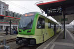 Be 4/8 472 wartet in Aigle auf die Abfahrt nach Les Diablerets. Januar 2026.