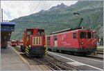 Da auf der steilen Schöllenen Bahn die Anhängelast begrenzt ist, werden jeweils in Andermatt die von Visp kommenden Verstärkungswagen abgehängt und dann gleich dem Gegenzug