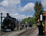 Der Unterhalt der Dampfloks lockte zahlreiche Interessent an.