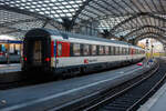 SBB EC-Großraum-Reisezugwagen (EC-Wagen) der zweiten Wagenklasse Bpm 61 85 20-90 238-7 CH-SBB der Gattung Bpm 2090v, eingereiht als Wagen Nr.