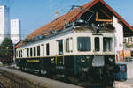 Chemins de fer Fribourgeois Gruyère-Fribourg-Morat GFM/TPF.
Der Triebwagen ABDe 4/4 162 mit Baujahr 1946 wartete im Juli 1984 in Courtepin auf seinen nächsten Einsatz.
Foto: Walter Ruetsch