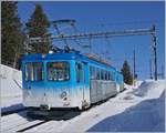 Der RB BDhe 2/4 N° 12 wurde 1949 in Betrieb genommen und von SLM/SAAS konstruiert.
Der Triebwagen mit seinem Bt verlässt hier Rigi Staffel um nach Arth Goldau zu fahren.
24. Februar 2018