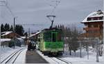 Der TPC BVB BDeh 4/4 81 in der Station Roches-Grises.