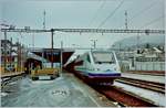 Ein CIS ETR 470 auf der Fahrt Richtung Basel beim Halt in Spiez.
