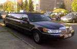 Lincoln Citycar Stretch-Limo in schwarz, September 2012 Berlin-Pankow.