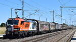 LOCON LOGISTIK & CONSULTING AG, Berlin [D] mit der geleasten northrail Smartron '192 060-2' 
[NVR-Nummer: 91 80 6192 060-2 D-NRAIL] und einem Ganzzug Schiebewandwagen am 01.07.25 Höhe Bahnhof Rodleben.