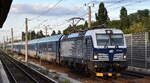 ČD - Česk� dr�hy a.s., Praha [CZ] mit ihrer Vectron   384 010-5  [NVR-Nummer: 91 54 7384 010-5 CZ-CD] und EC-Wagengarnitur zur Bereitstellung Berlin Hbf. (tief) am 25.08.26 H�he S-Bhf. Berlin-Blankenburg.